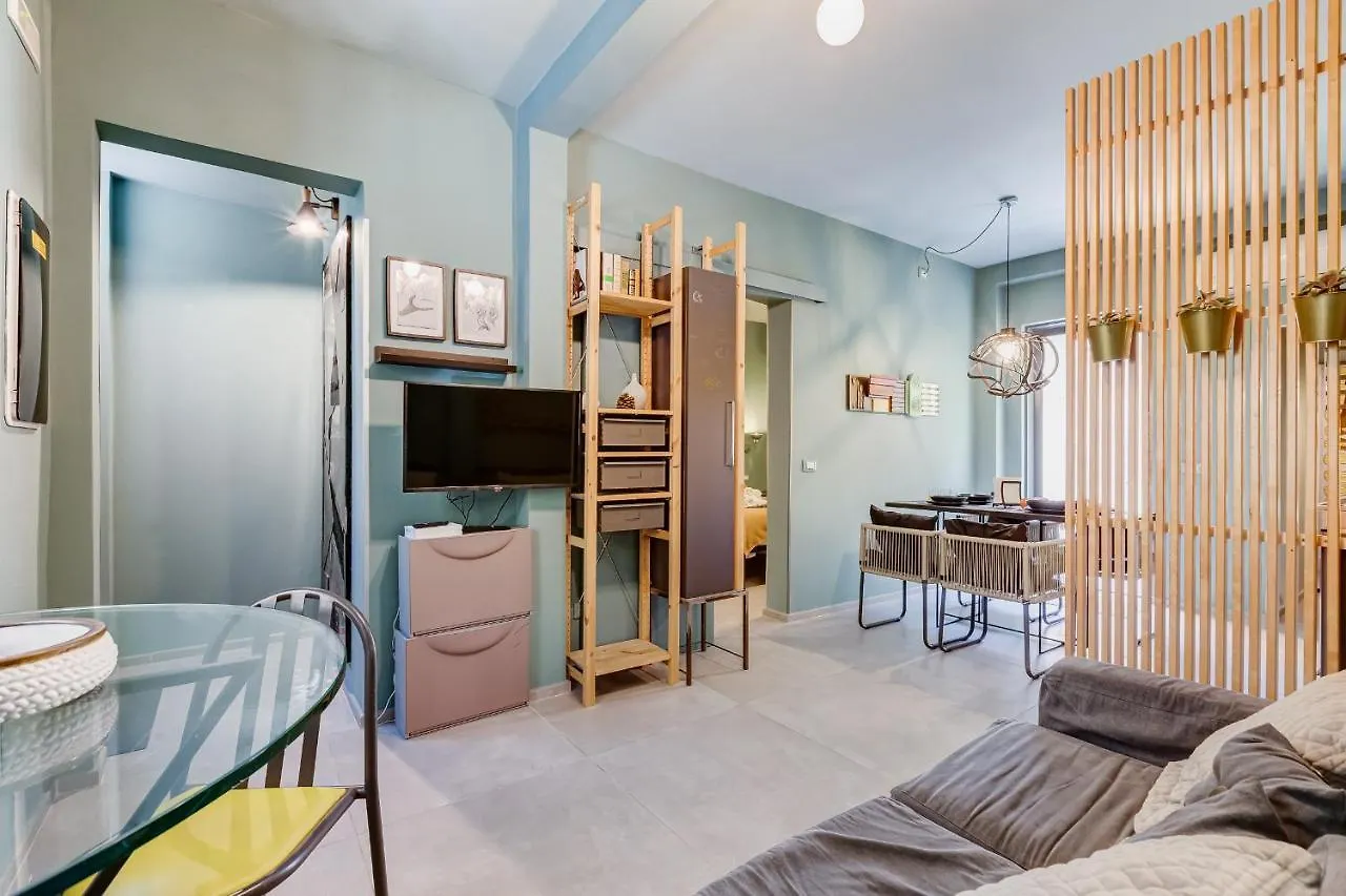 Vivilo Collection - Pigneto Apartments - Patio - Terrace - Parking Rome