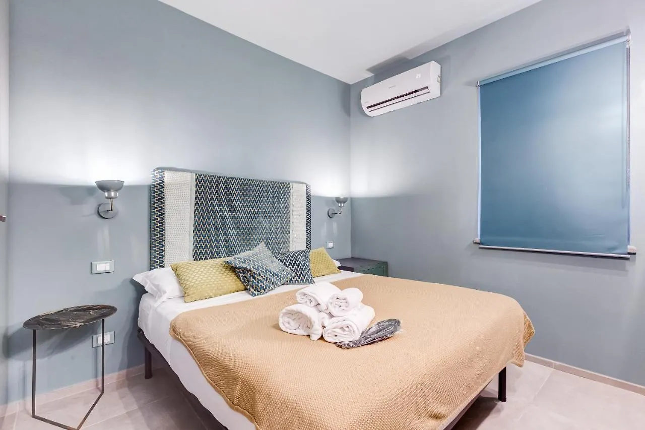 Vivilo Collection - Pigneto Apartments - Patio - Terrace - Parking Rome Italy