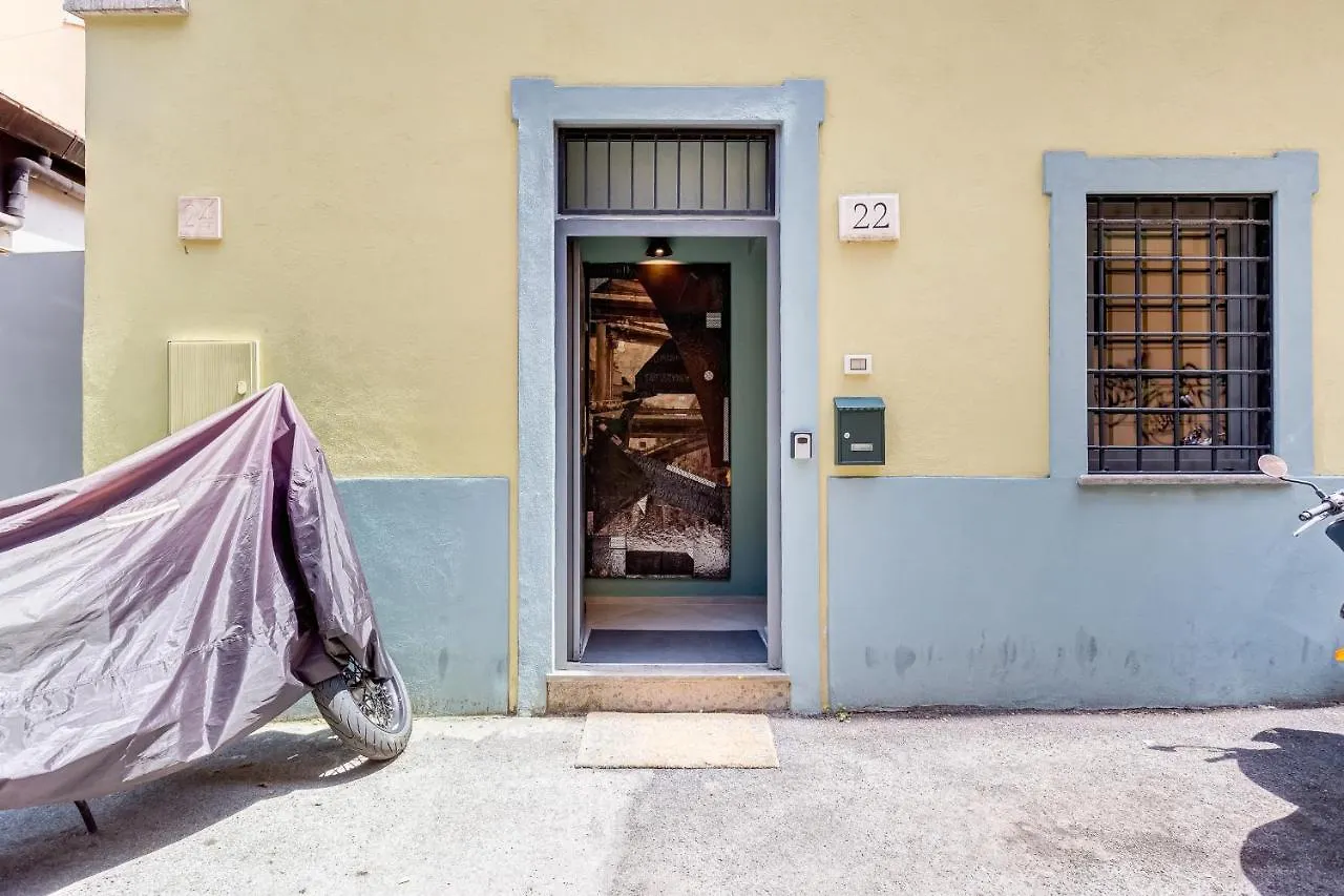Vivilo Collection - Pigneto Apartments - Patio - Terrace - Parking Rome