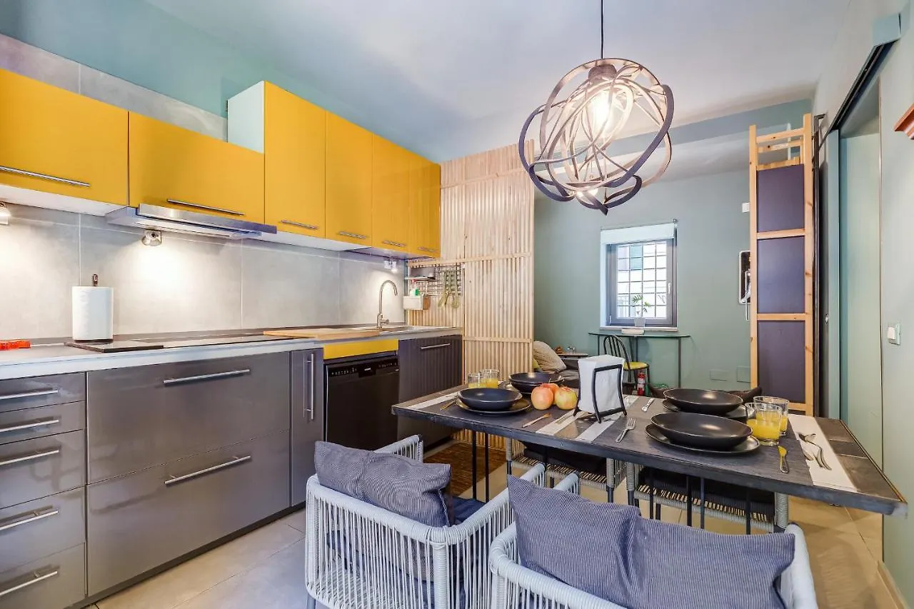 Vivilo Collection - Pigneto Apartments - Patio - Terrace - Parking Rome