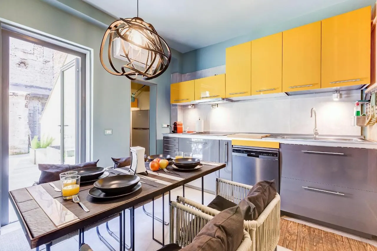 Vivilo Collection - Pigneto Apartments - Patio - Terrace - Parking Rome 0*,  Italy
