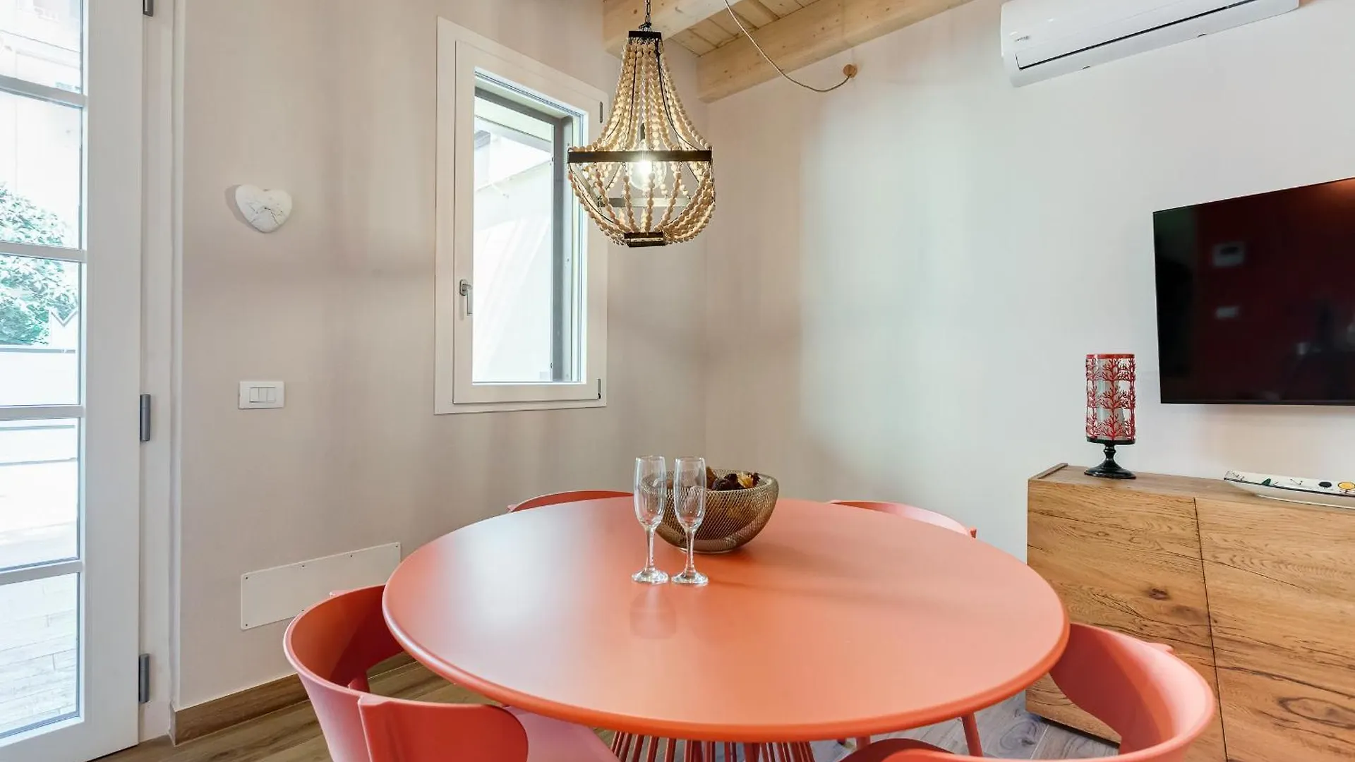 Vivilo Collection - Pigneto Apartments - Patio - Terrace - Parking Rome