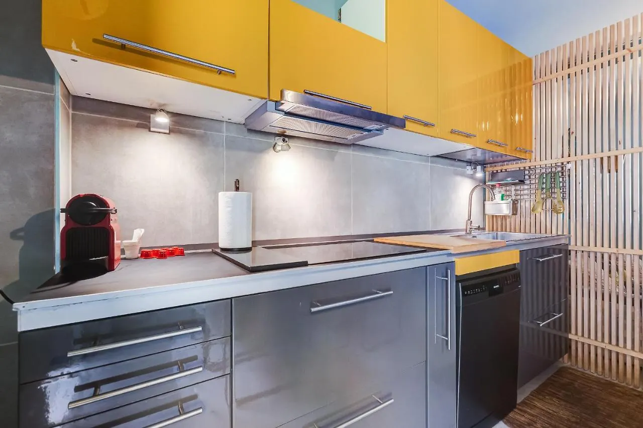 Vivilo Collection - Pigneto Apartments - Patio - Terrace - Parking Rome